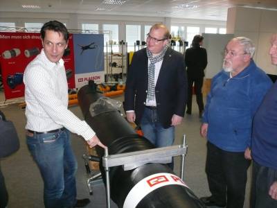 Techniologie auch für große PE-Rohre: Achim Spychalski-Merle, Stephan Paule, Rudolf Heß, Horst Simon (vlnr).